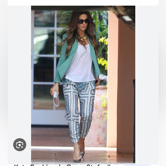 PARKER Devlin print pants ASO Kate Beckinsale - Picture 2 of 6